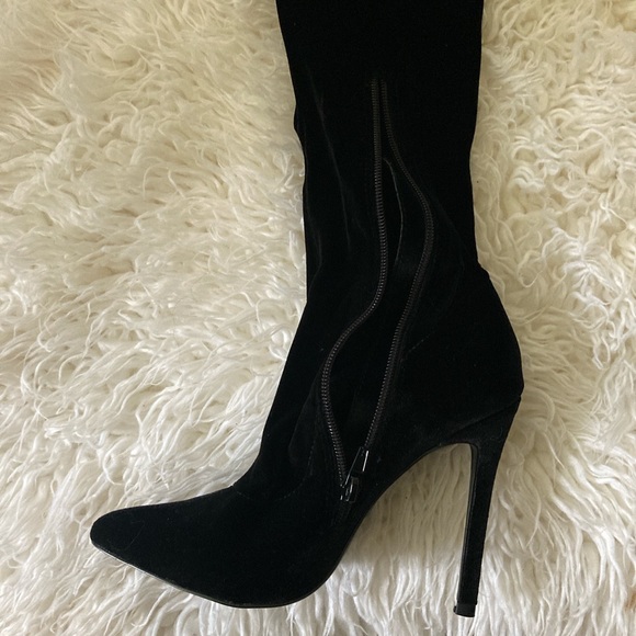 Velvet thigh high boots - Picture 3 of 6